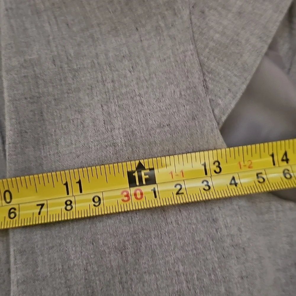 Calvin Klein Claassic Dress, Cap Sleeve, Belted, Gray. Women's, Size 4P - Picture 12 of 13